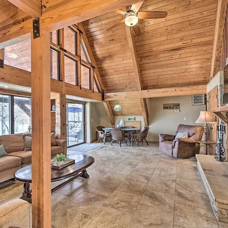 Lakeside Haven With Sandy Beach, Sleeps 12, 3 Bath